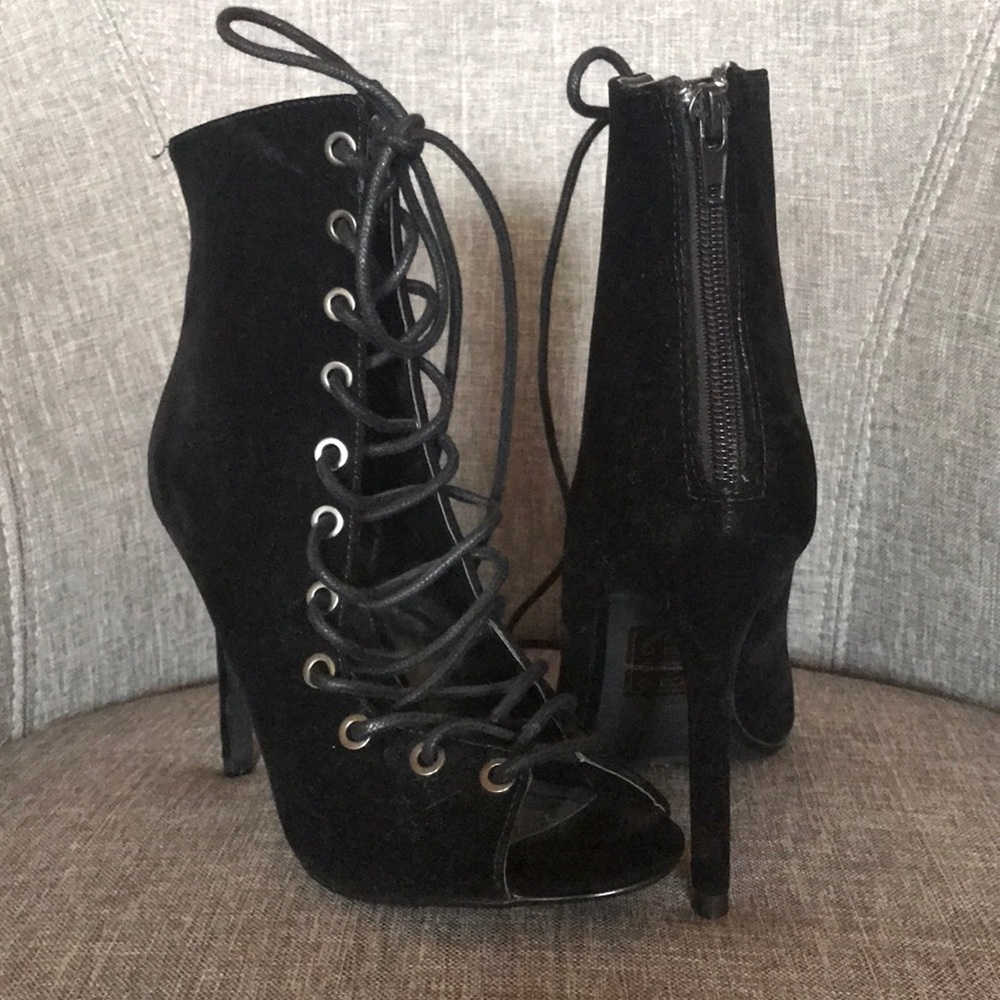 Shoe Republic LA Black Heels